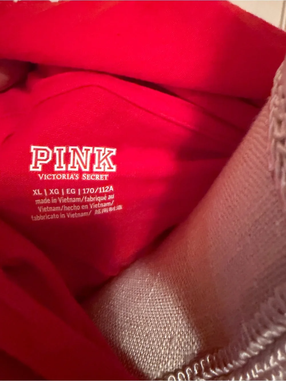 PINK Victoria's Secret Red Pullover Hoodie. Size XL. NWOT.